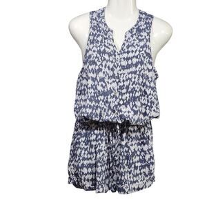 Banana Republic Factory‎ Romper Sleeveless V Neck Gray Pockets Button Up Size 4